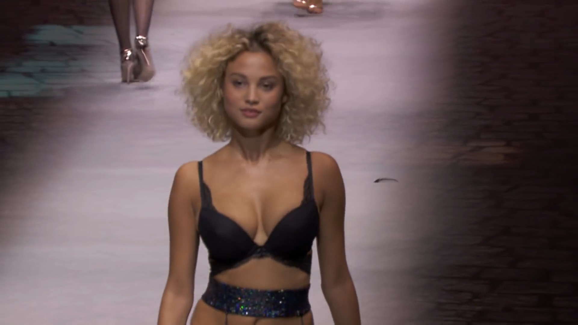 rose bertramのセクシーな写真
 #79587972