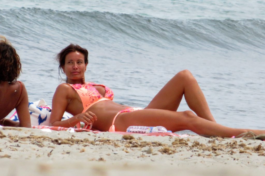 Melanie Sykes Bikini #79612719