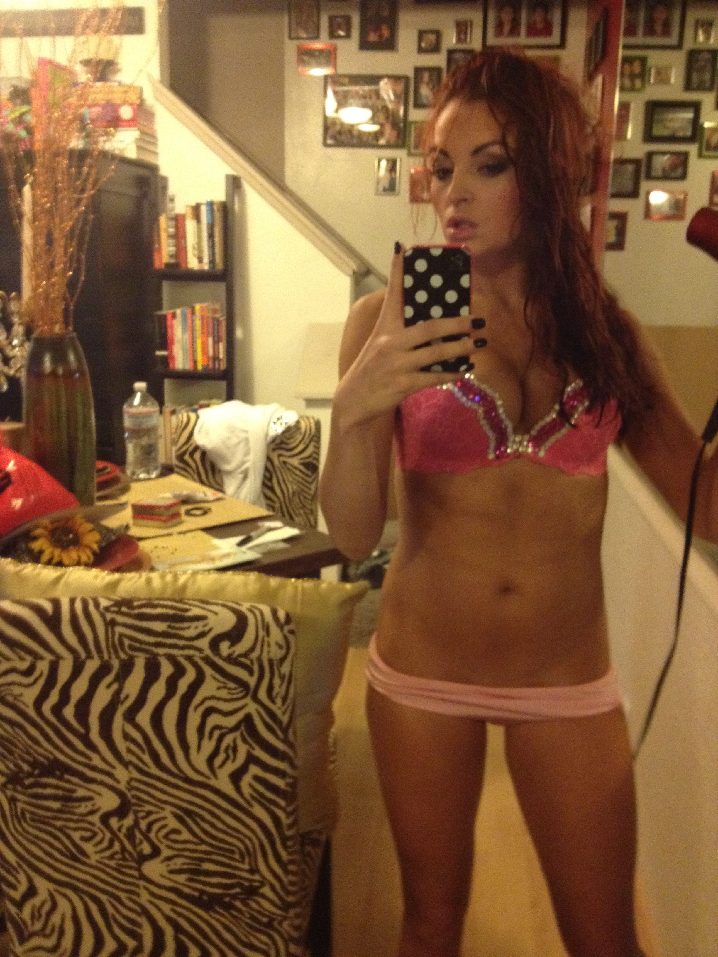 Maria kanellis ha trapelato
 #79568296