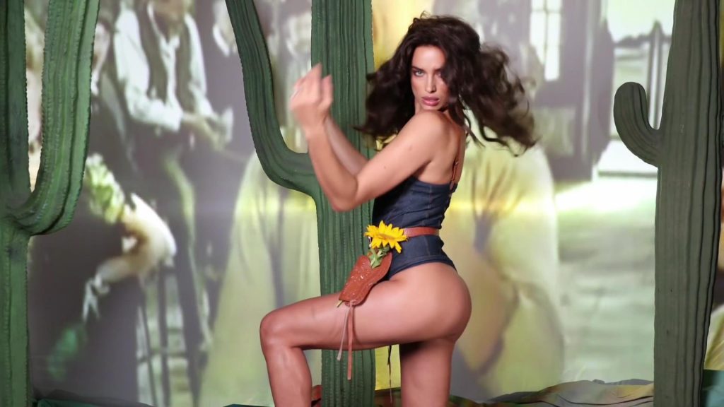 Irina shayk sexy
 #79540464