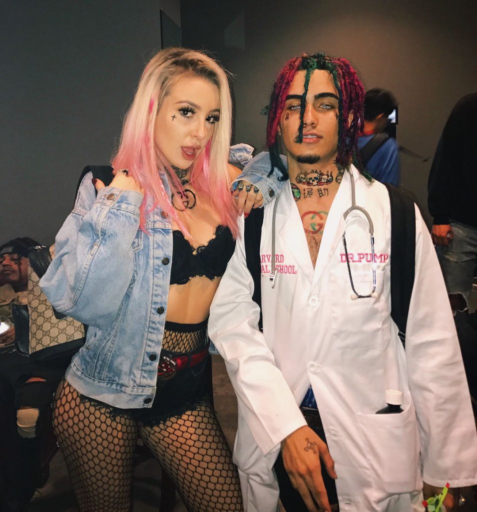 Tana mongeau desnuda
 #79597858