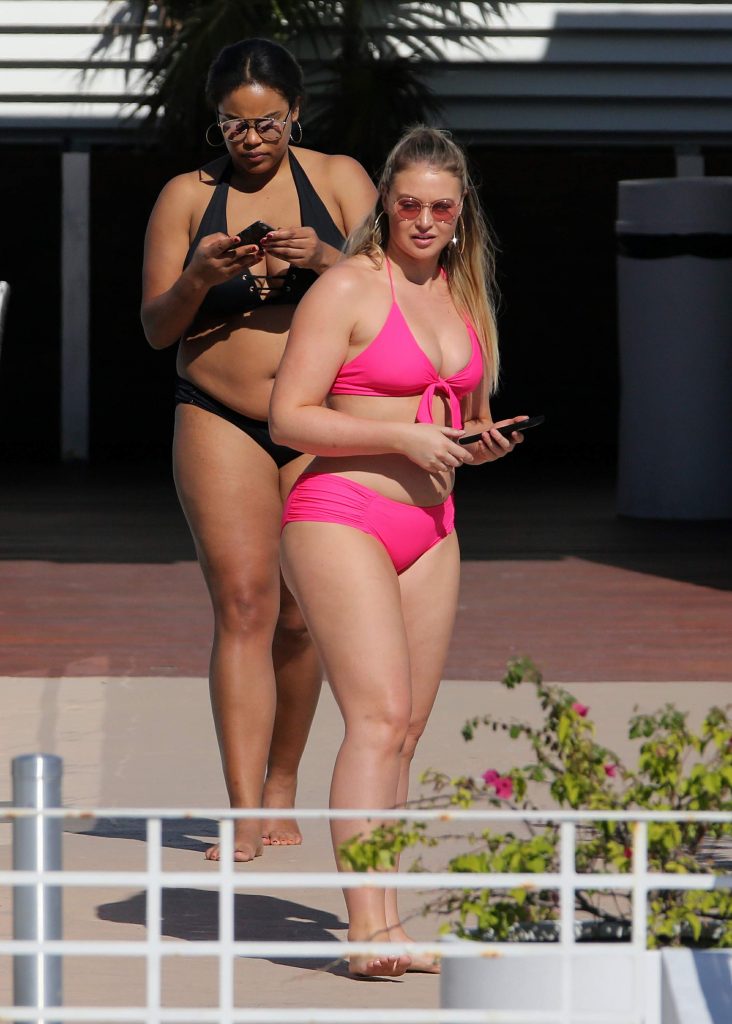 Iskra lawrence sexy
 #79623667