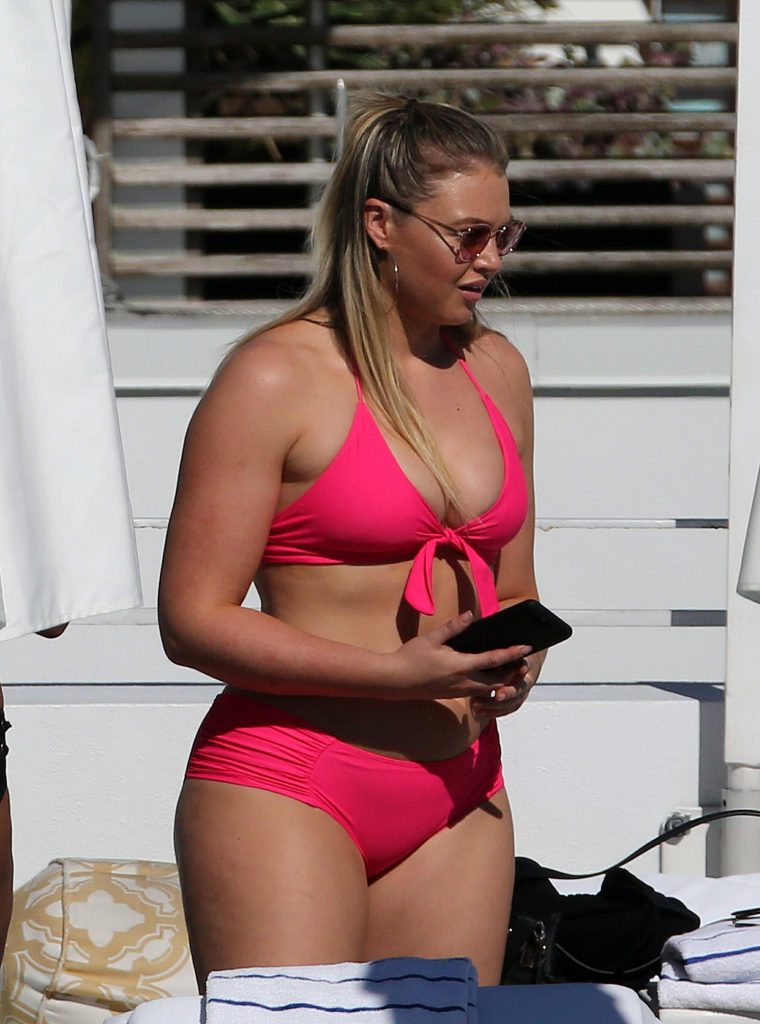 Iskra lawrence sexy
 #79623679