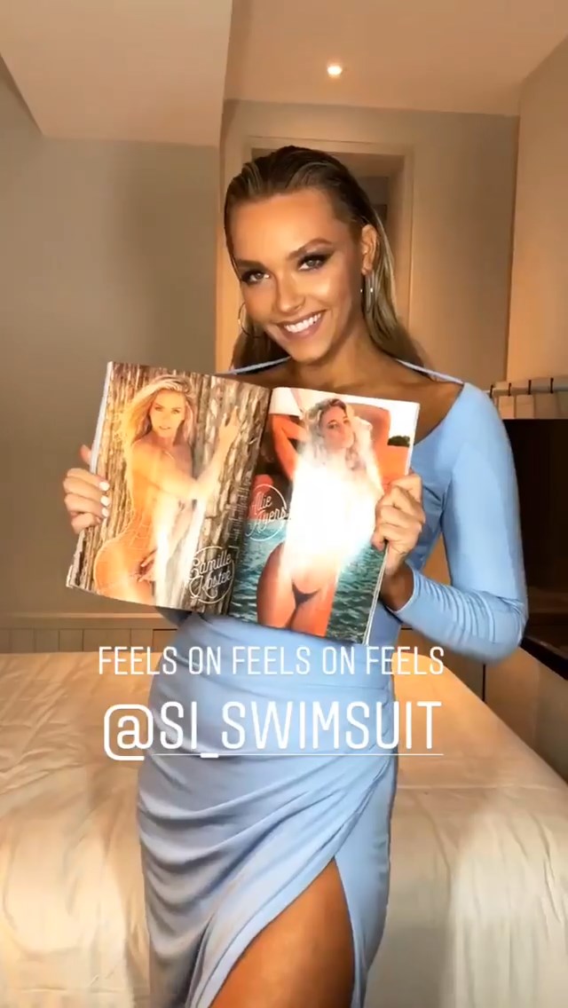 Camille kostek sexy
 #79512367