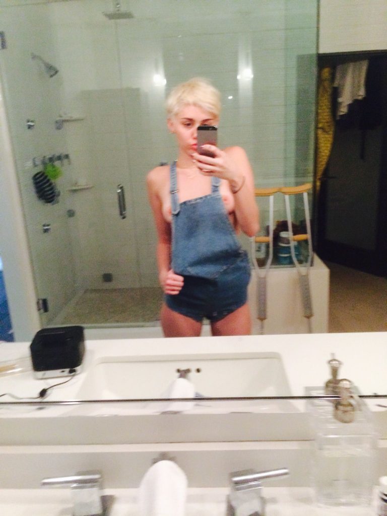 Miley cyrus Lecks werden das Internet brechen
 #79629542