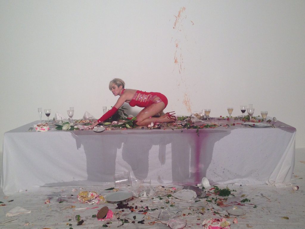 Miley cyrus（マイリーサイラス）のリークはインターネットを壊すだろう
 #79629547