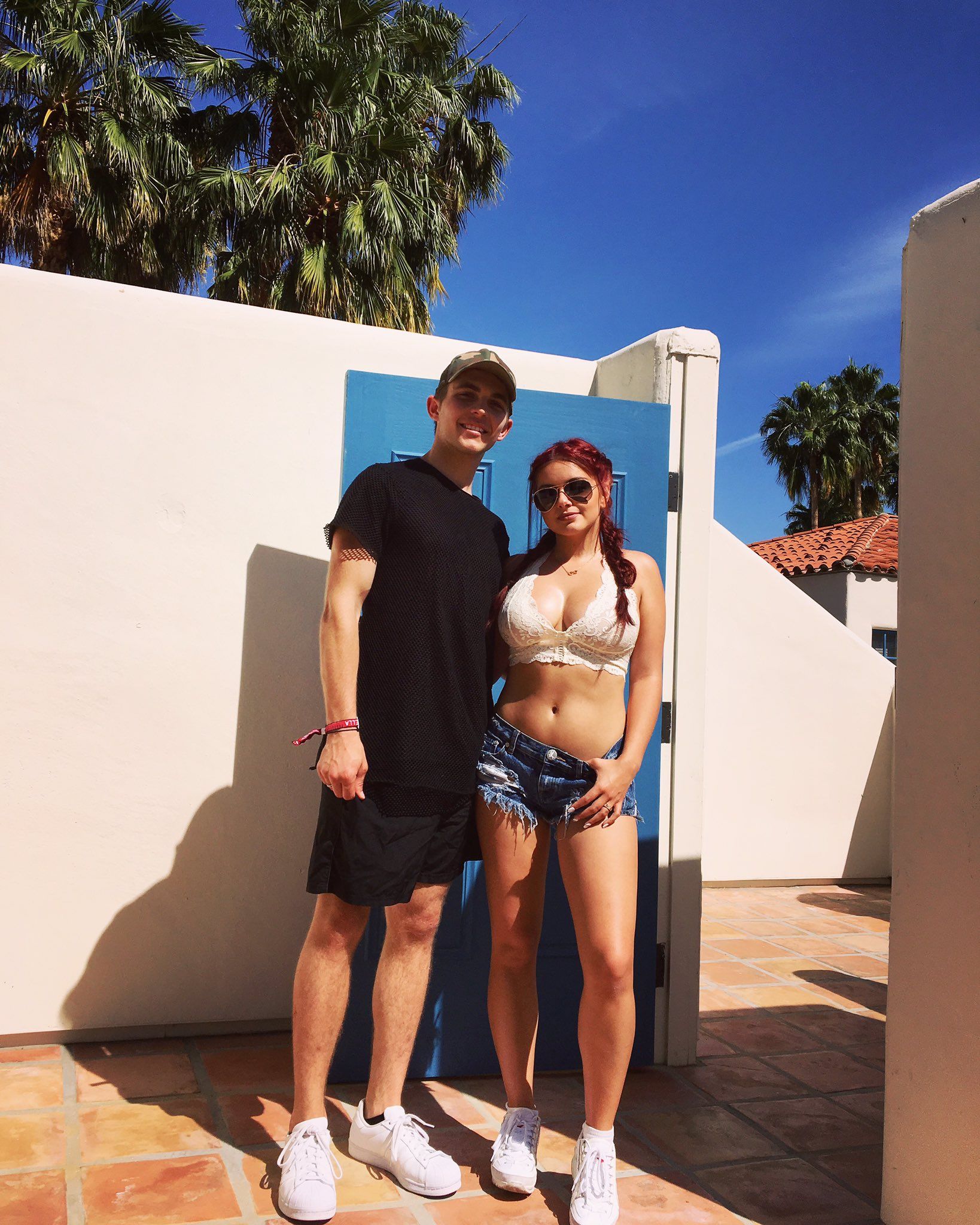 Scollatura foto di ariel winter
 #79617921