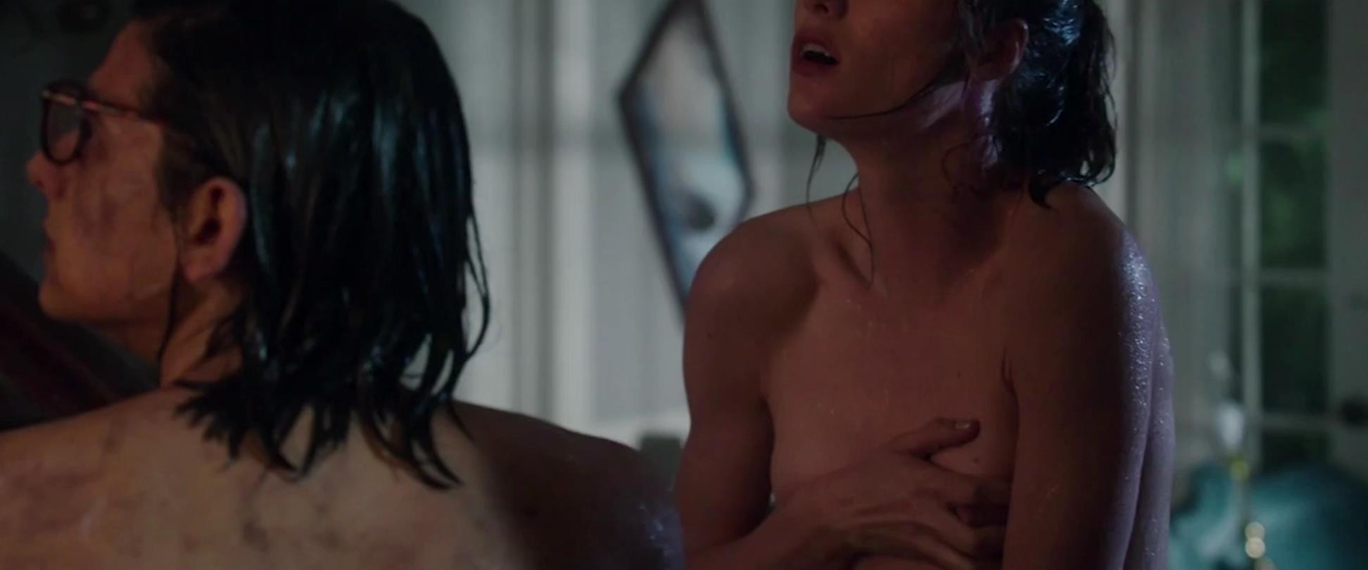 Mackenzie Davis &#038; Vanessa Hudgens Nude #79565306