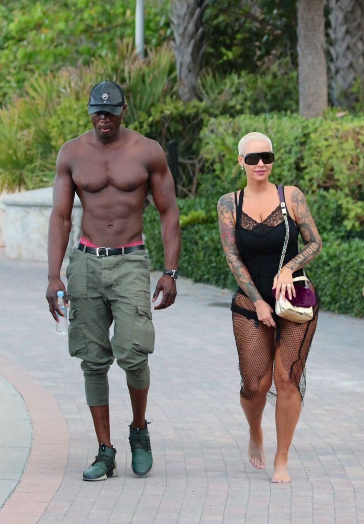 Amber rose: verano interminable/ botín interminable
 #79500017