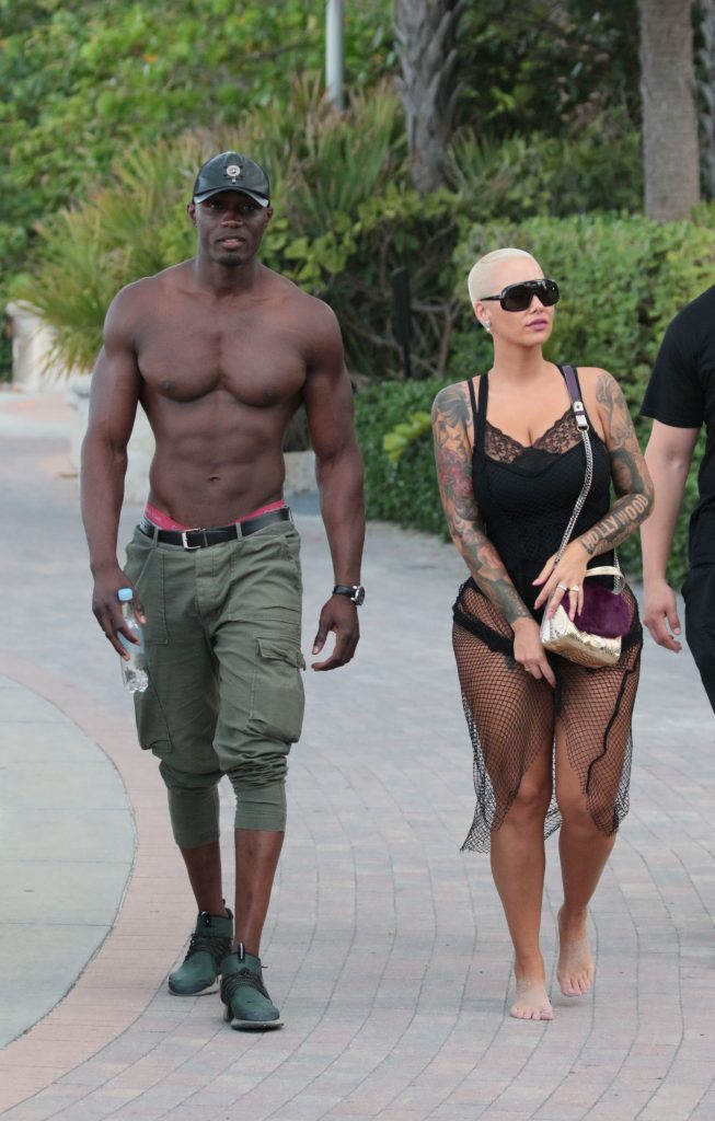 Amber rose: verano interminable/ botín interminable
 #79500019