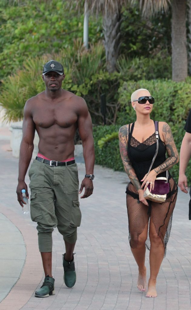 Amber rose: verano interminable/ botín interminable
 #79500035