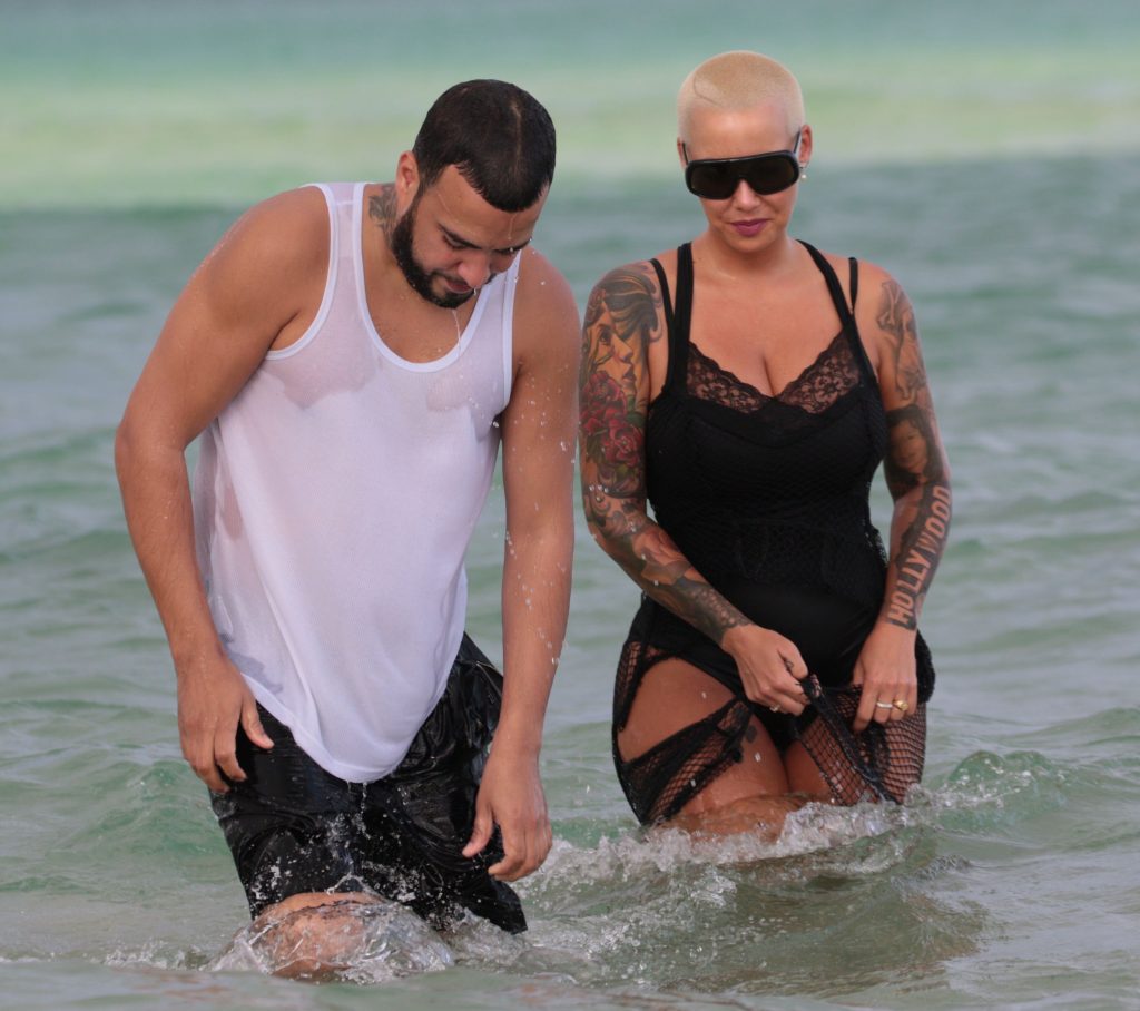 Amber rose: verano interminable/ botín interminable
 #79500048