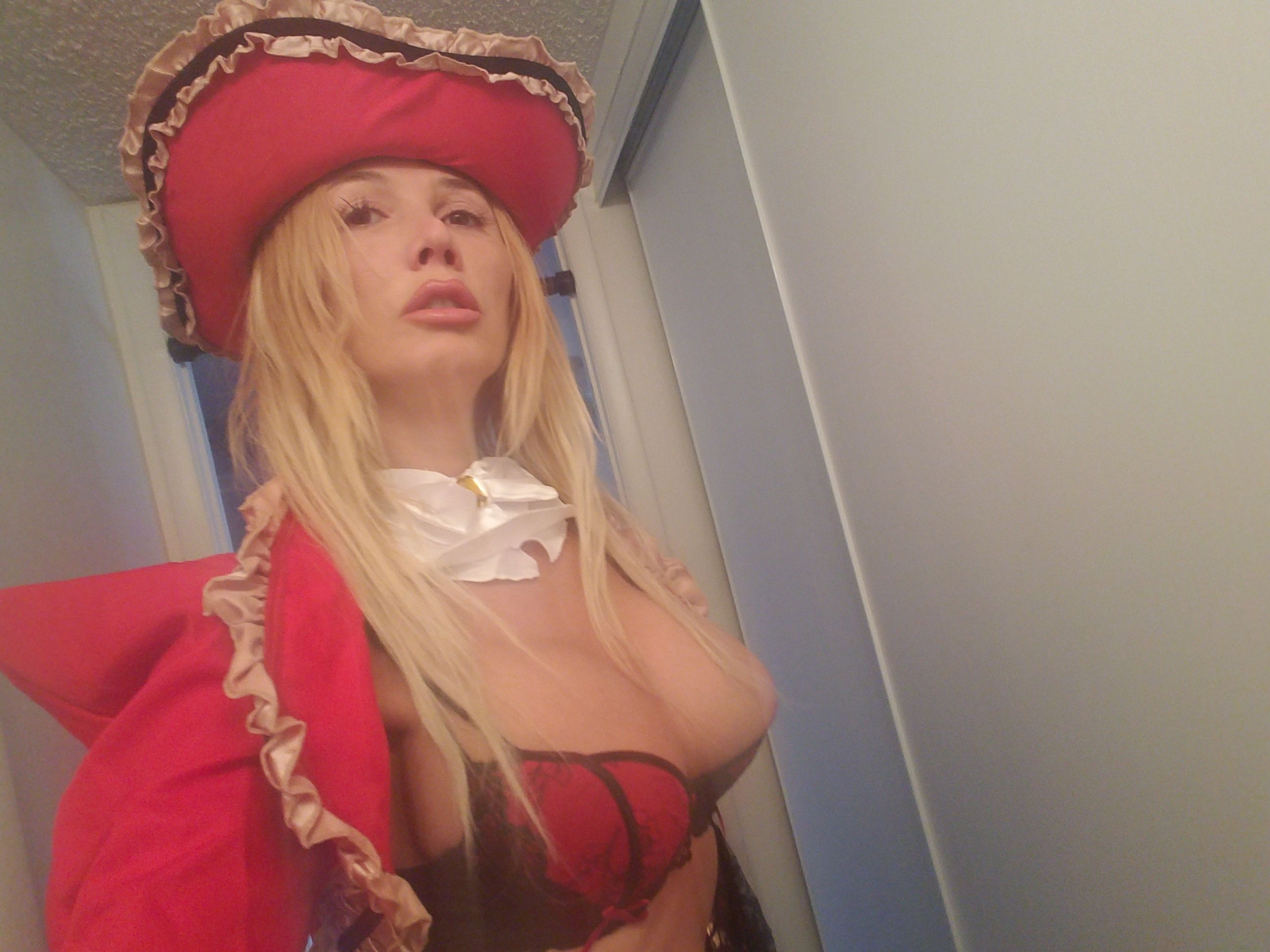 Nadeea Volianova: The Pirate&#8217;s Booty #79576331