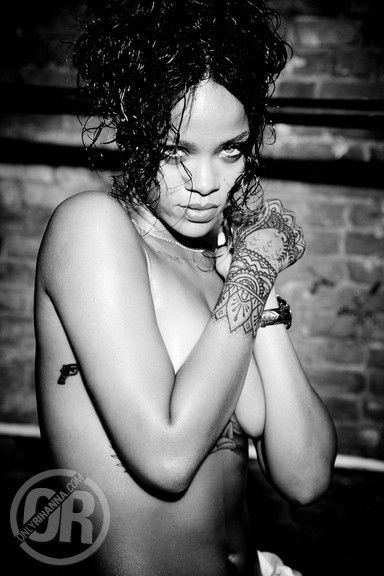Rihanna Topless Photos #79640162