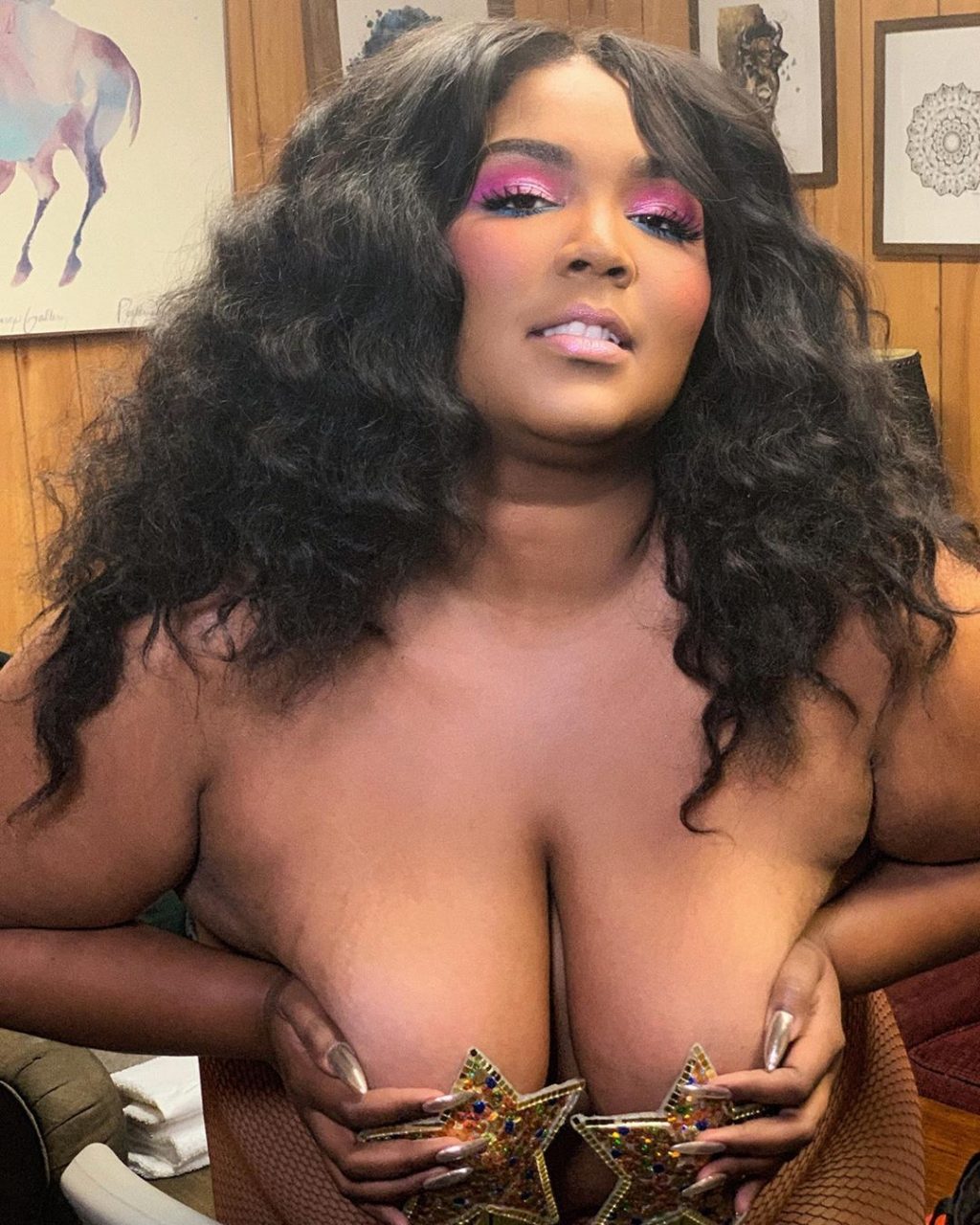 Lizzo sexy
 #79563971