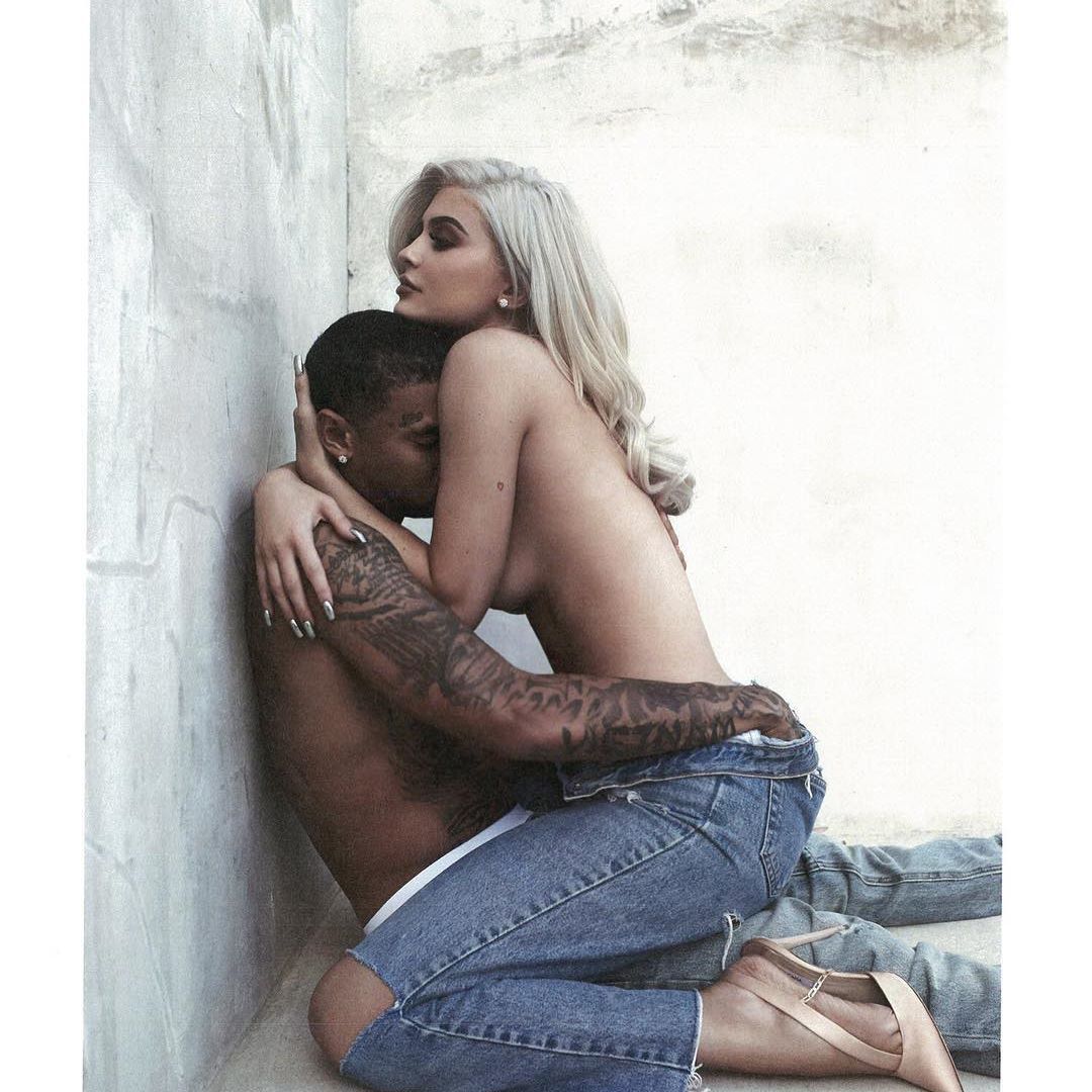 Fotos en topless de Kylie Jenner
 #79639012