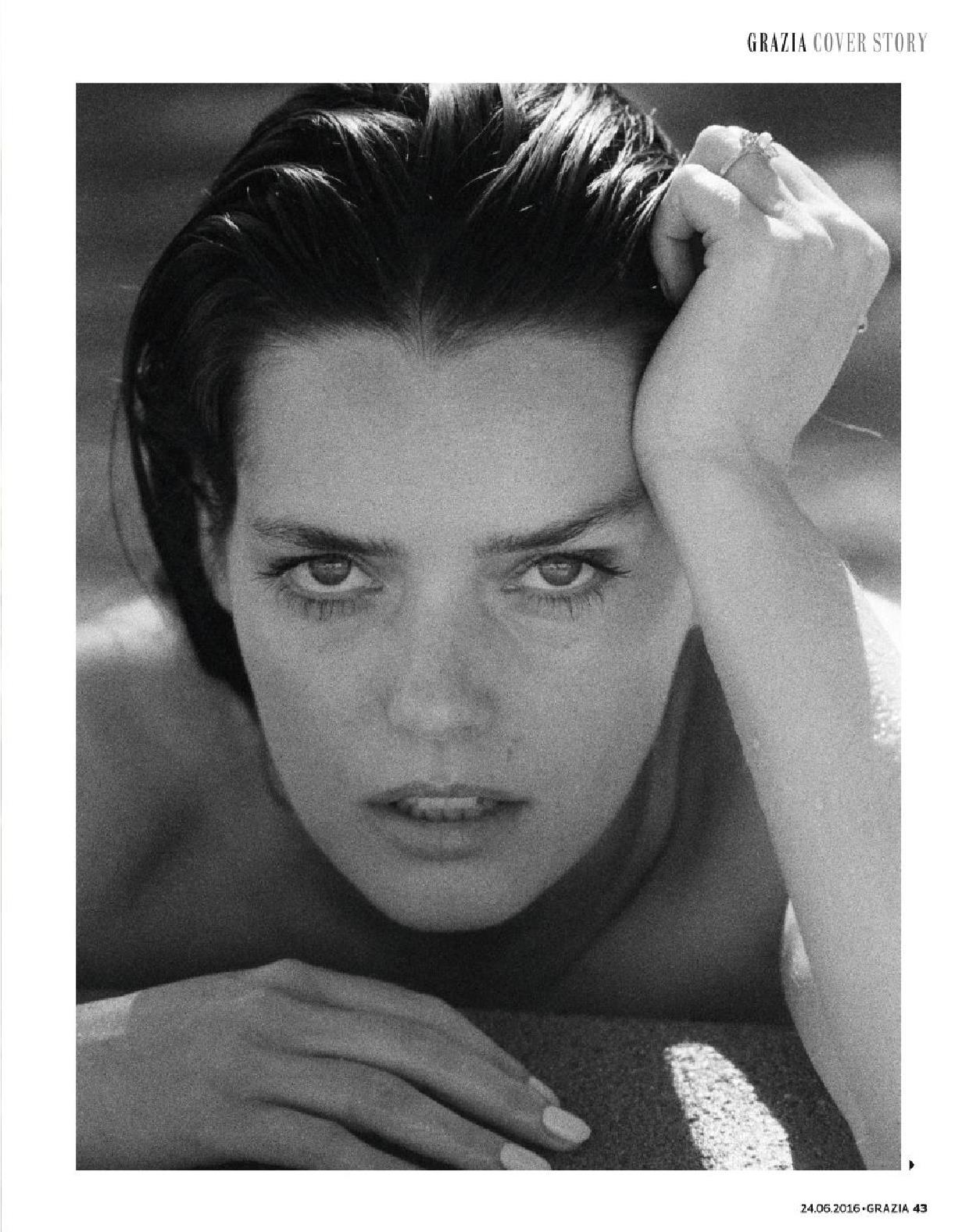 Nacktfotos von roxane mesquida
 #79588819