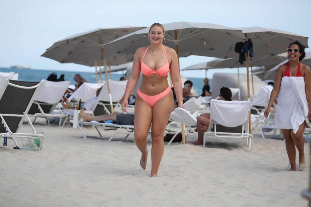 Iskra Lawrence Sexy #79540908