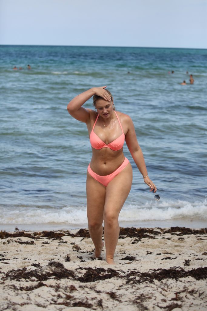 Iskra Lawrence Sexy #79540943