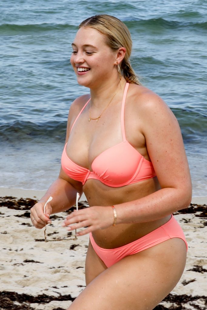 Iskra Lawrence Sexy #79540955