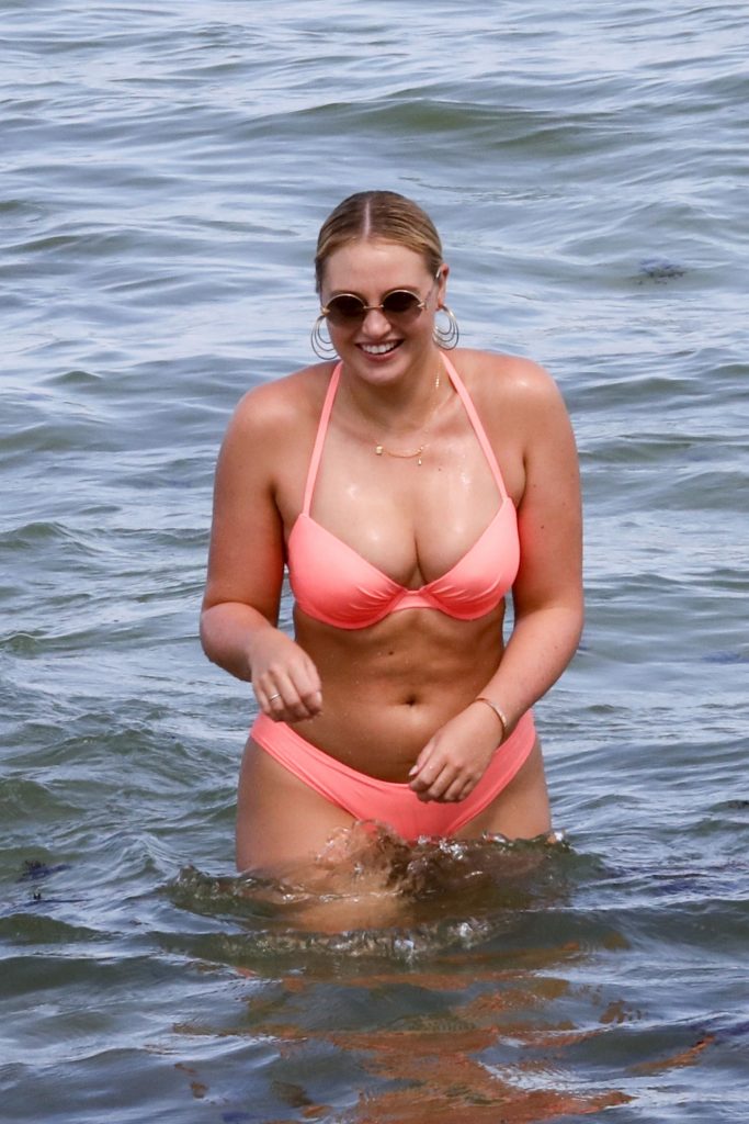 Iskra Lawrence Sexy #79540963