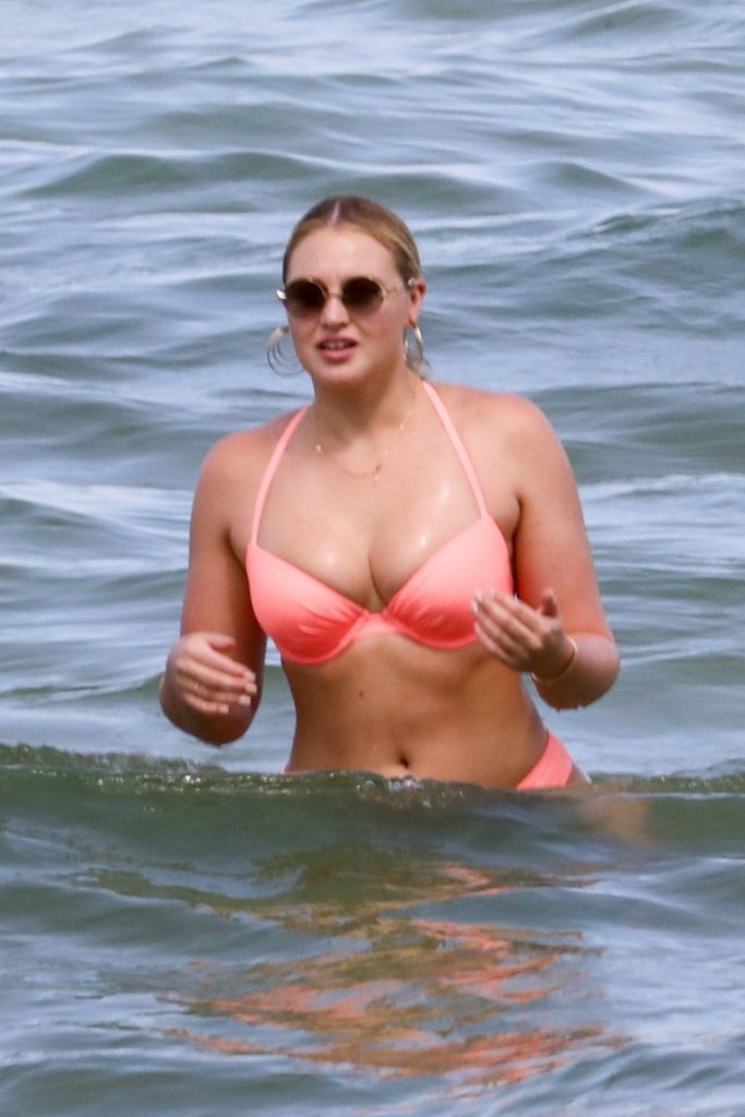 Iskra Lawrence Sexy #79540965