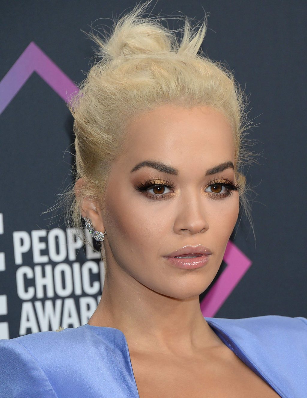 Rita ora scollatura
 #79640403