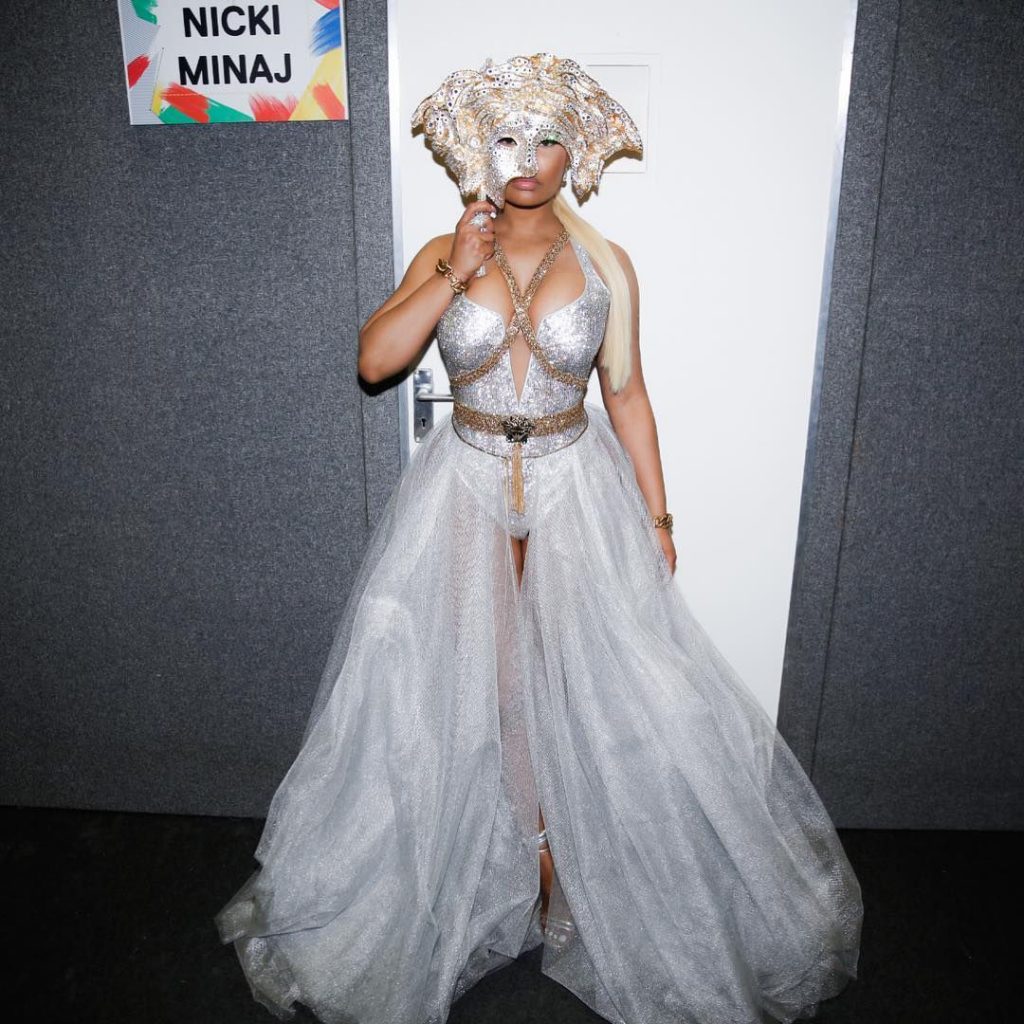 Nicki Minaj Cleavage #79613447