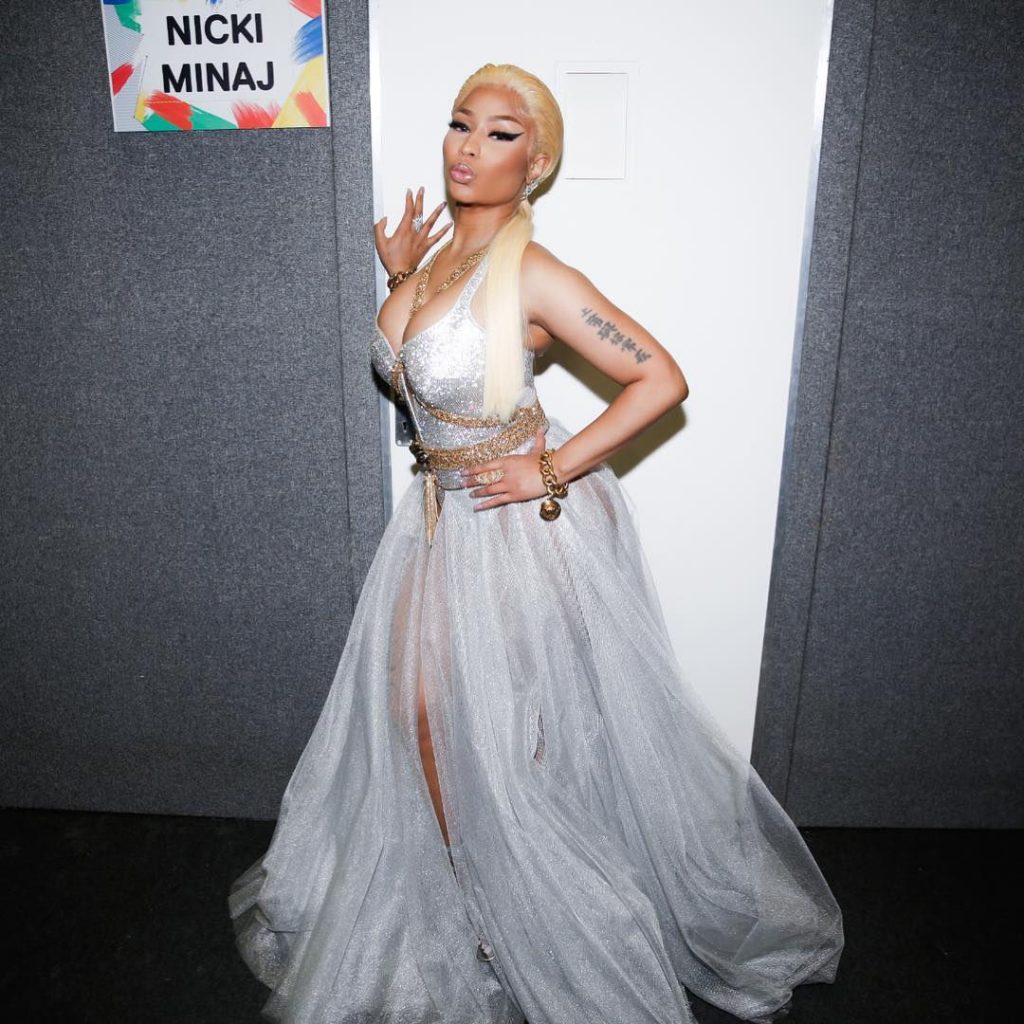 Nicki Minaj Cleavage #79613448