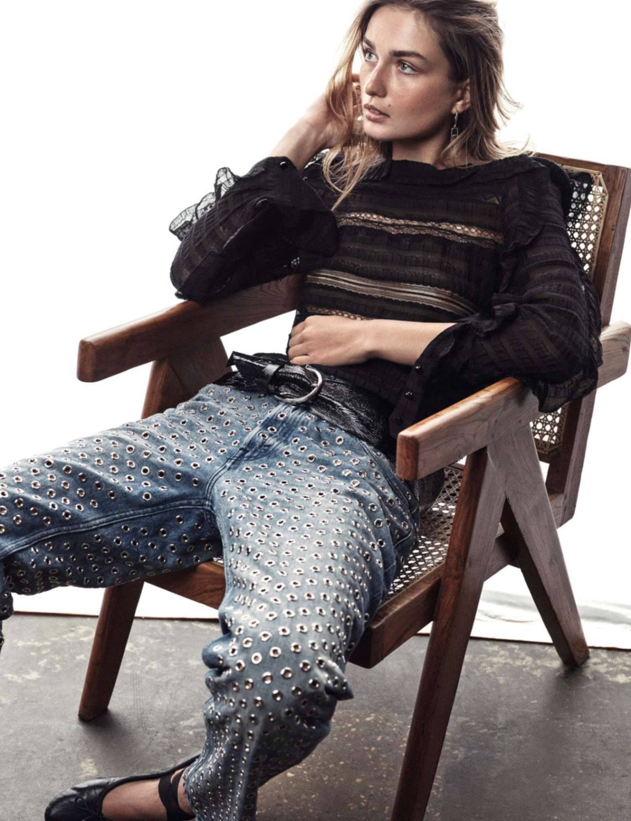 Photo transparente d'andreea diaconu
 #79647509