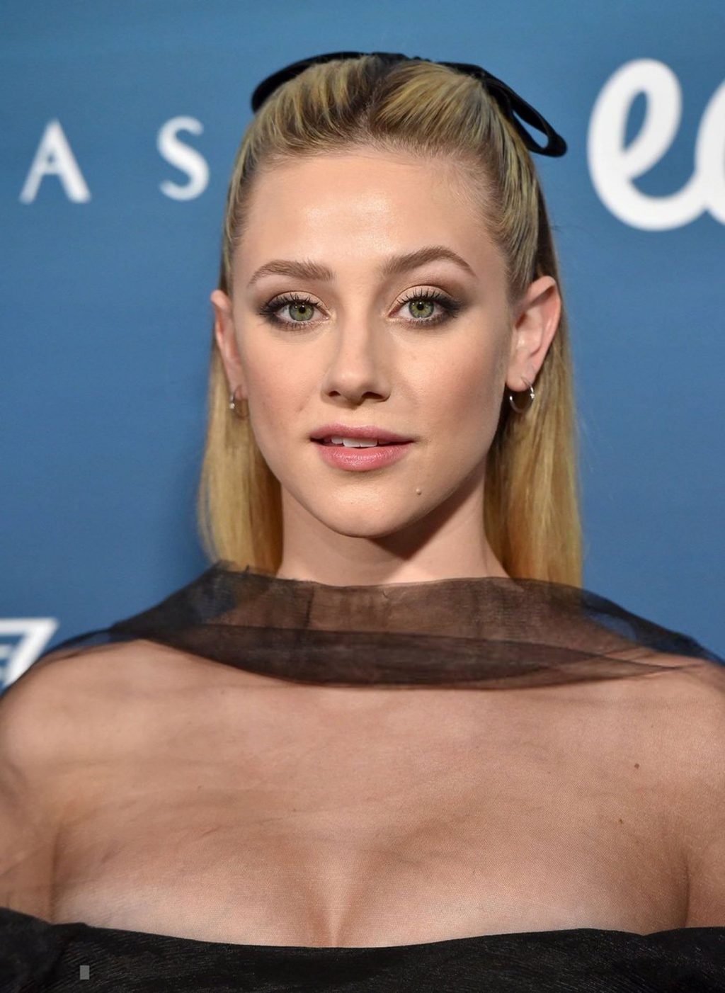 Lili Reinhart Cleavage #79561414