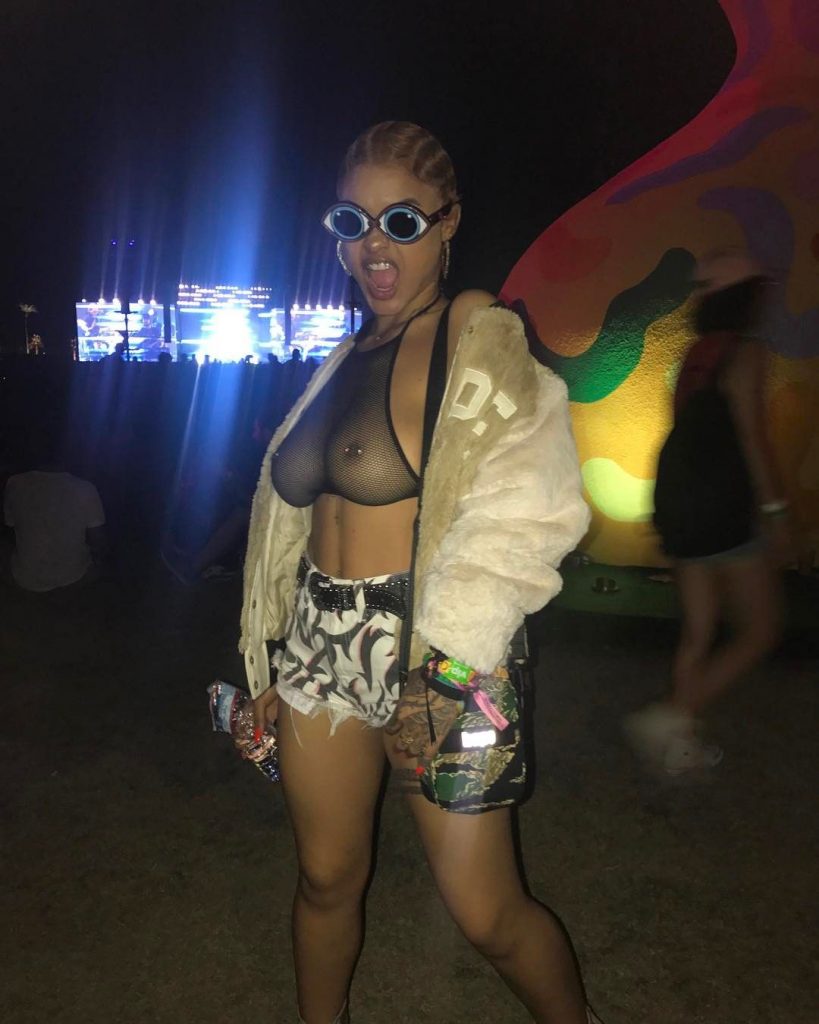 India westbrooks' pierced nipples steal the show
 #79540023