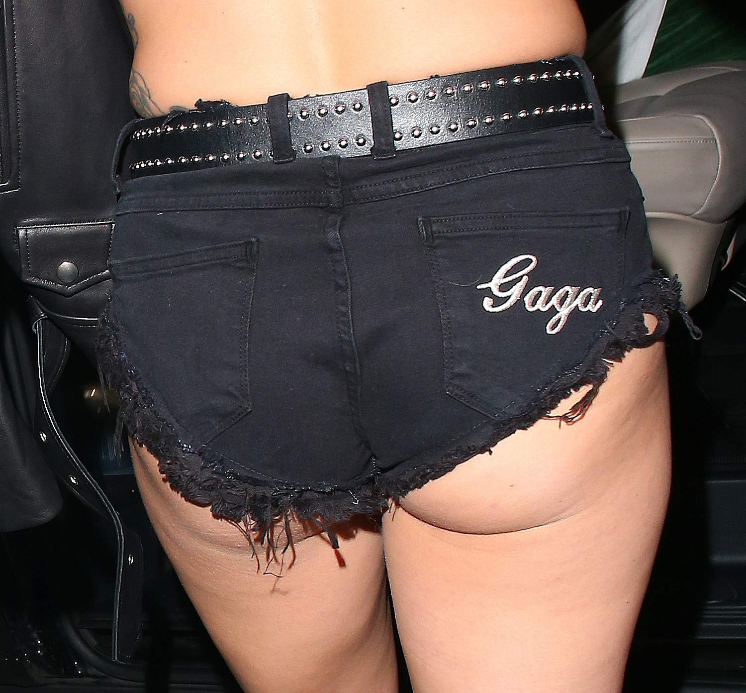 Lady gaga underboob fotos
 #79557998