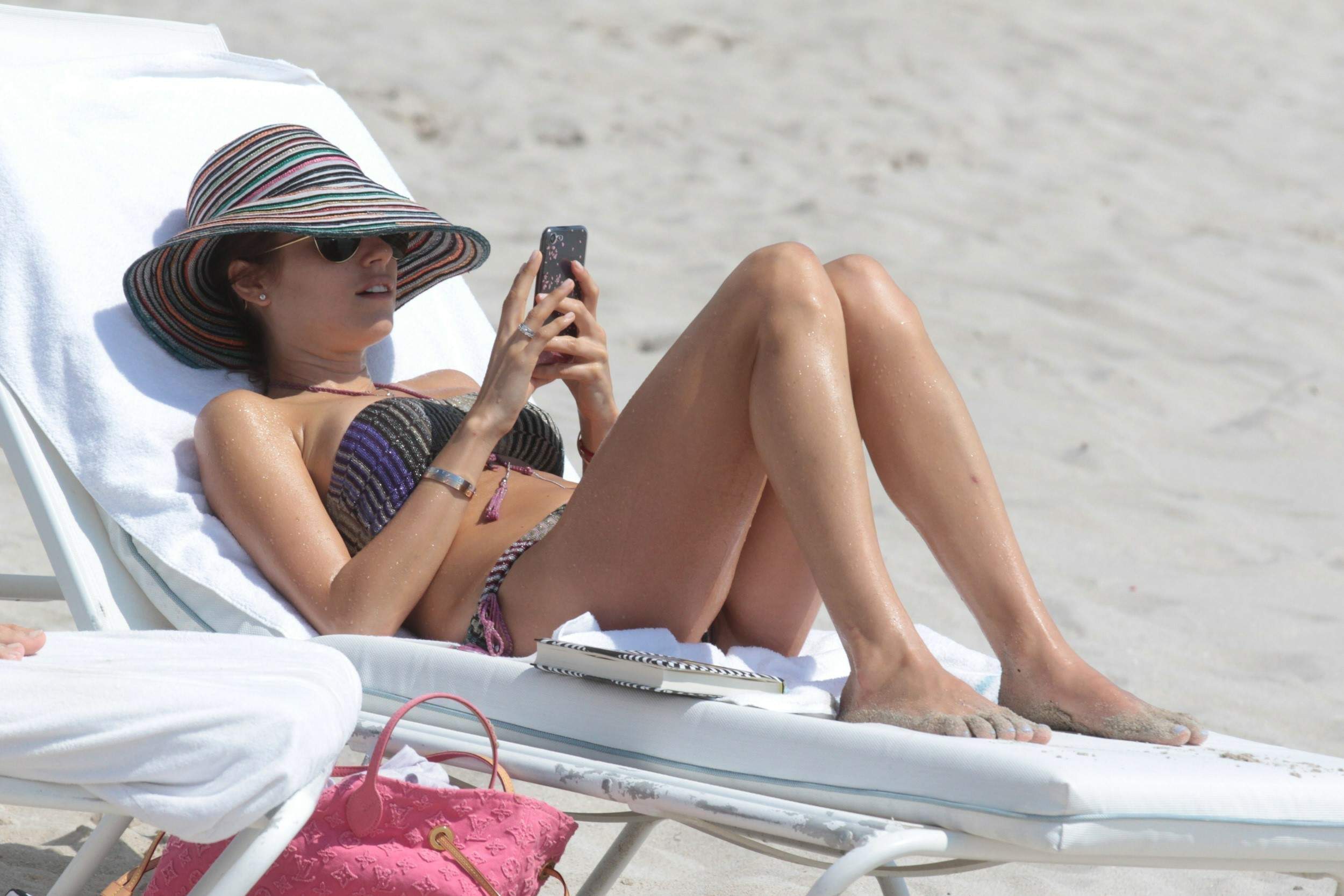 Cathy hummels chilling on the beach
 #79515044