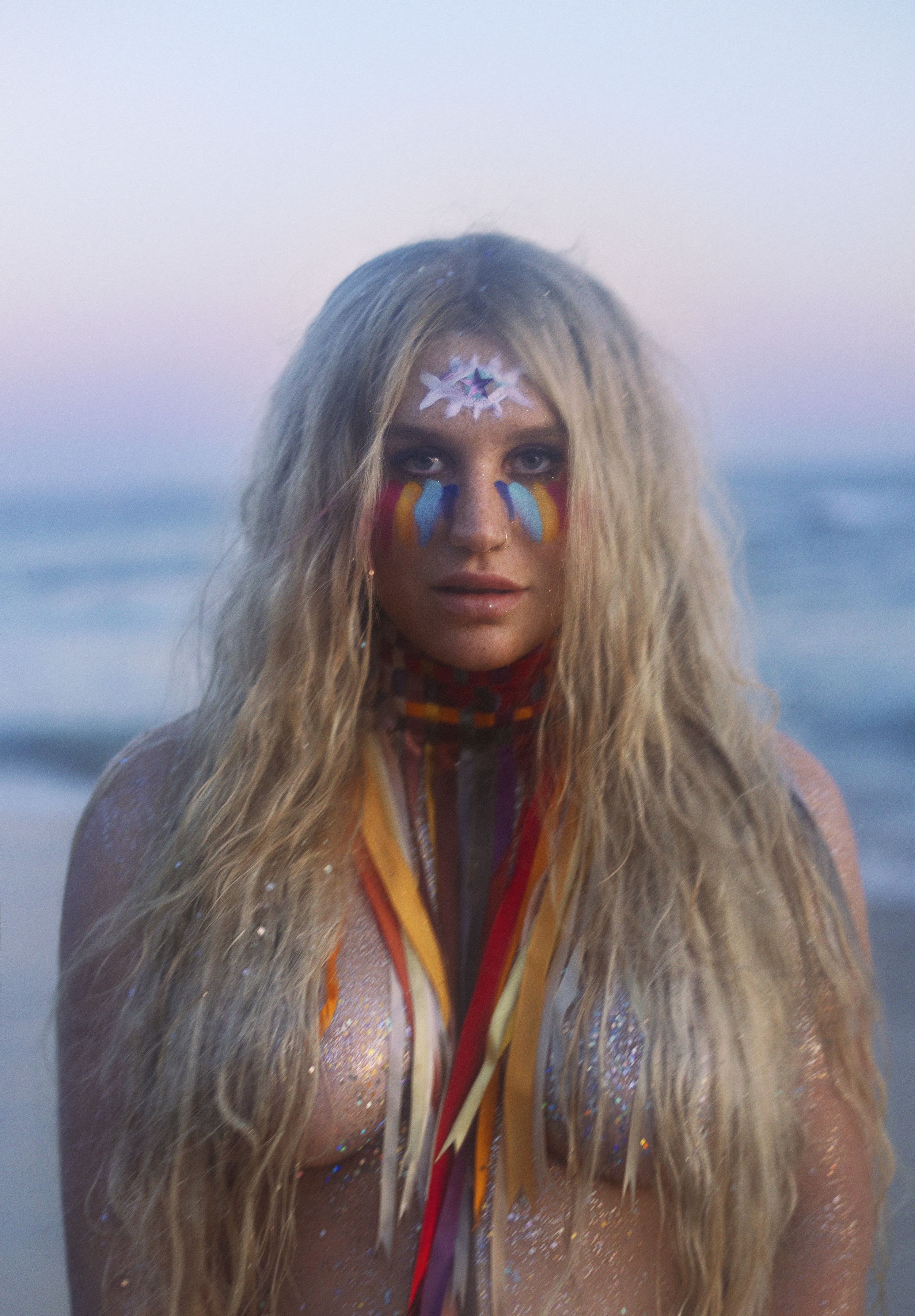 Kesha nackt
 #79555941