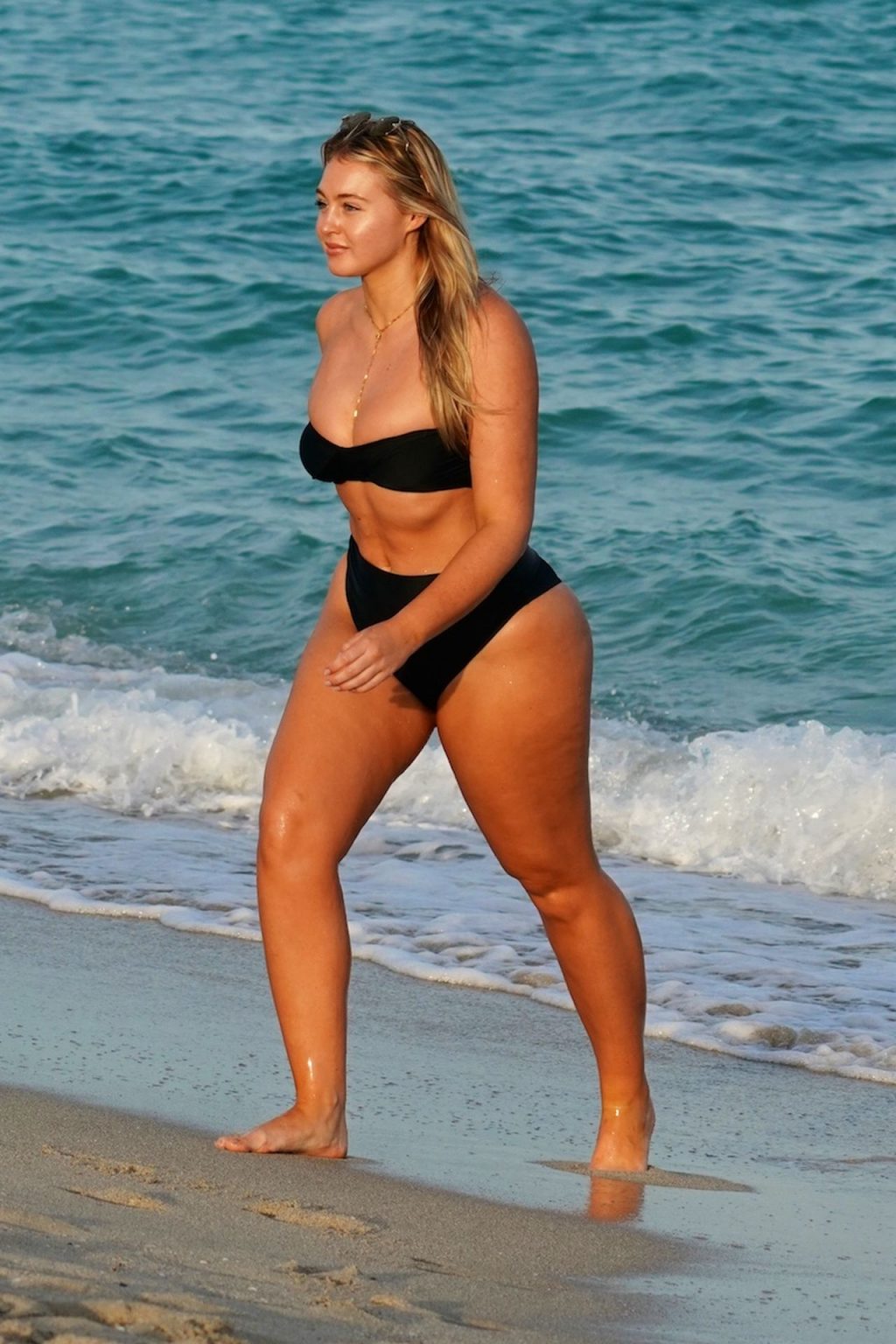 Iskra Lawrence Sexy #79540778