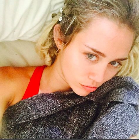Miley Cyrus Sexy Selfies #79643869