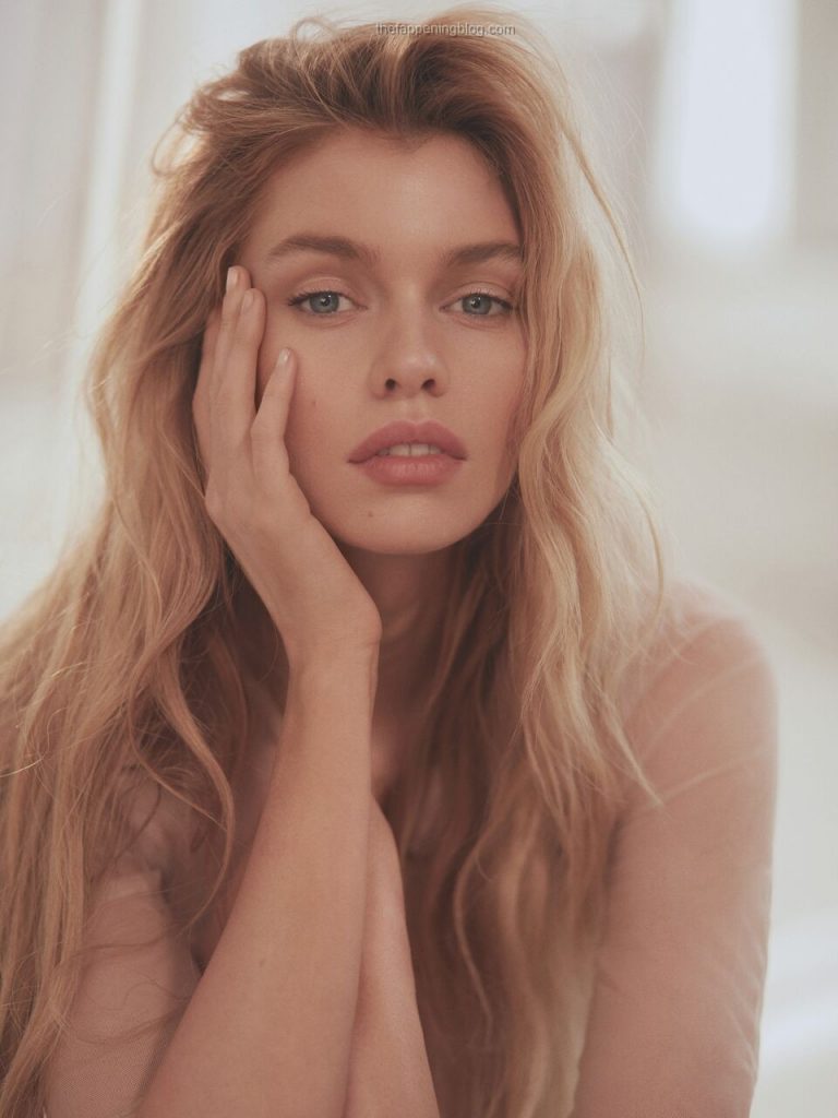 Stella Maxwell Sexy #79632899