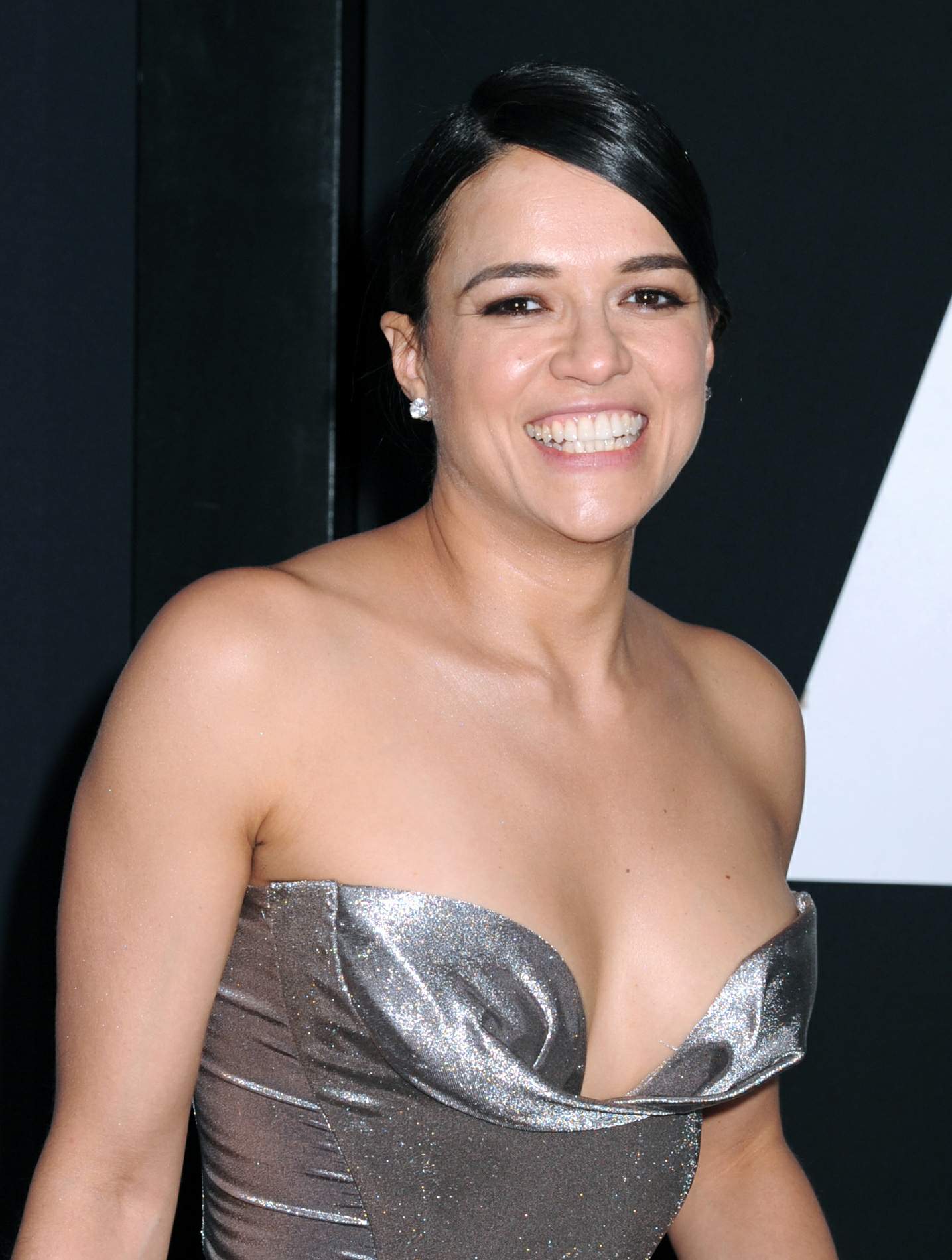 Michelle Rodriguez And Her Seductive Curves #79574116