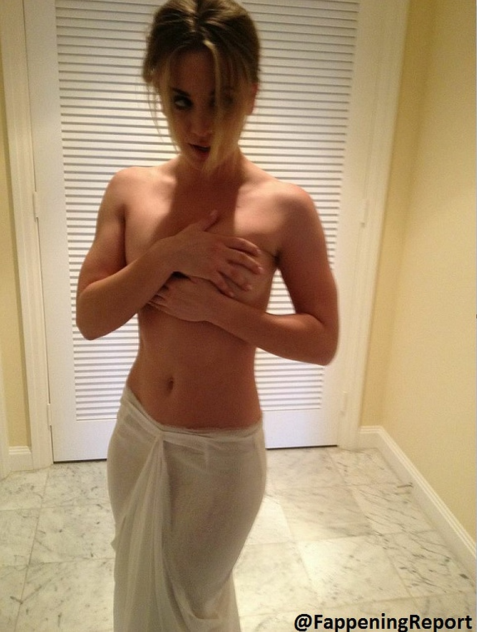 Kaley Cuoco nude photos #79551472