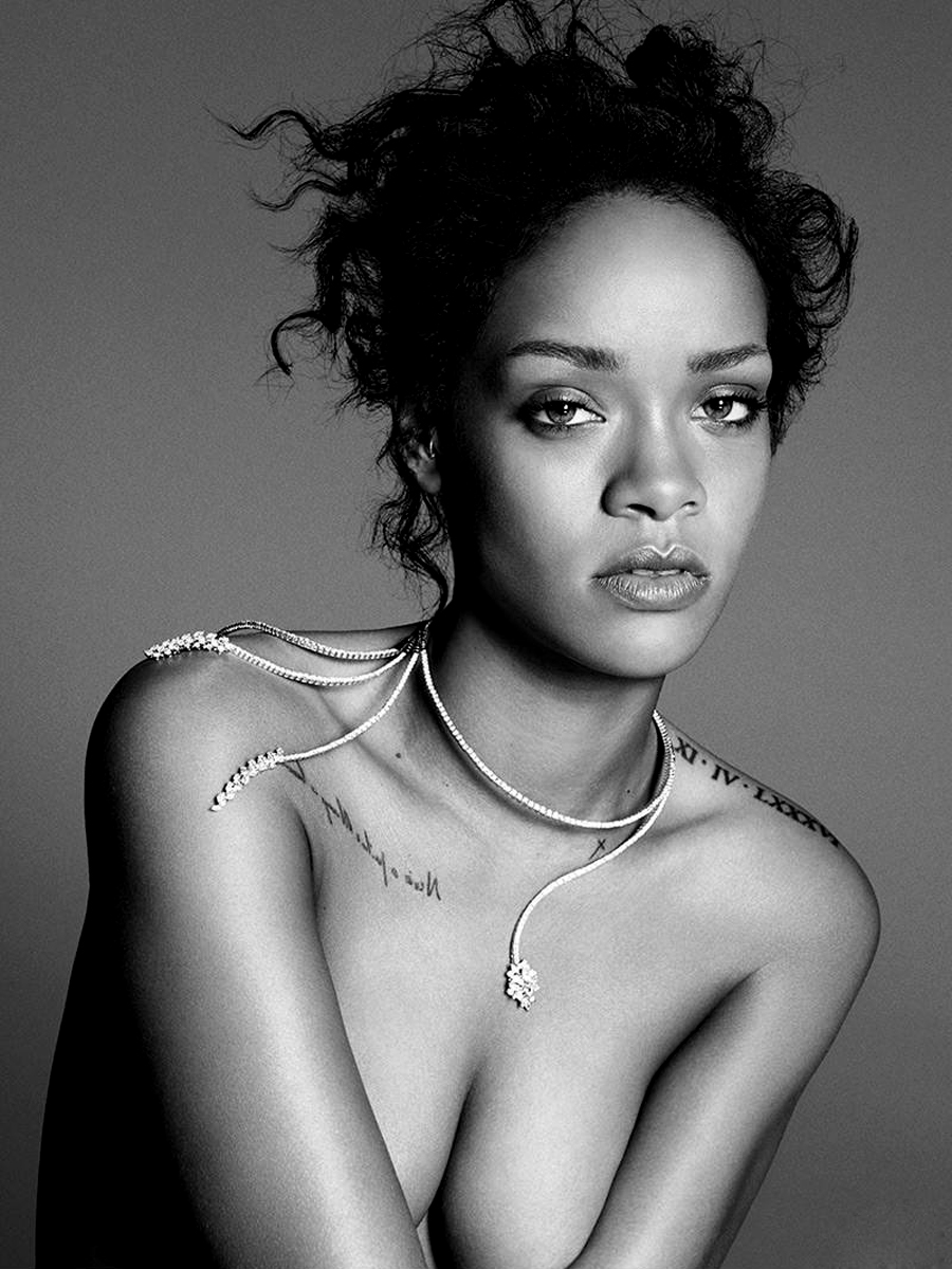 Sexy pics of Rihanna for Elle #79631561