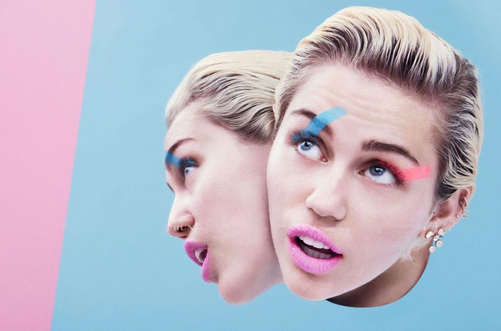 Miley cyrus desnuda
 #79629358