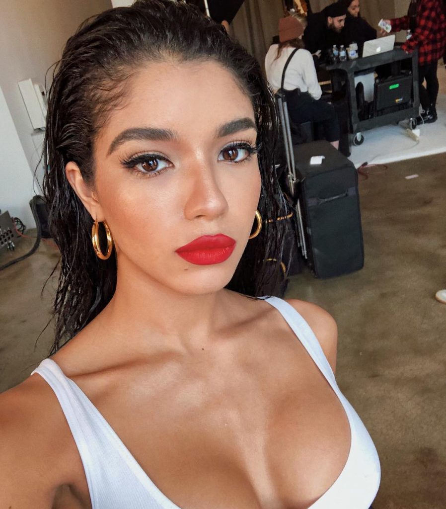 Yovanna ventura セクシー
 #79605106