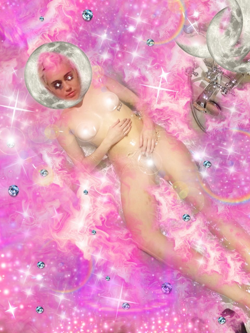 Miley cyrus verrückt nackt pics
 #79639901