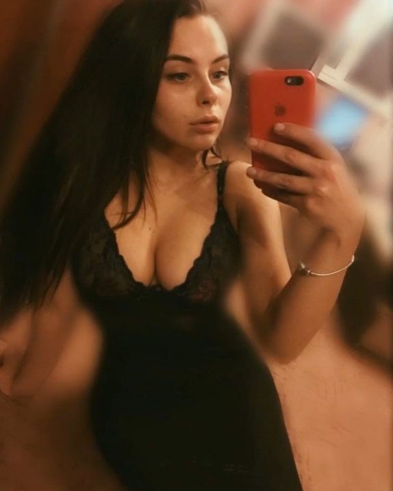 Mikhalina Novakovskaya Topless #79574437