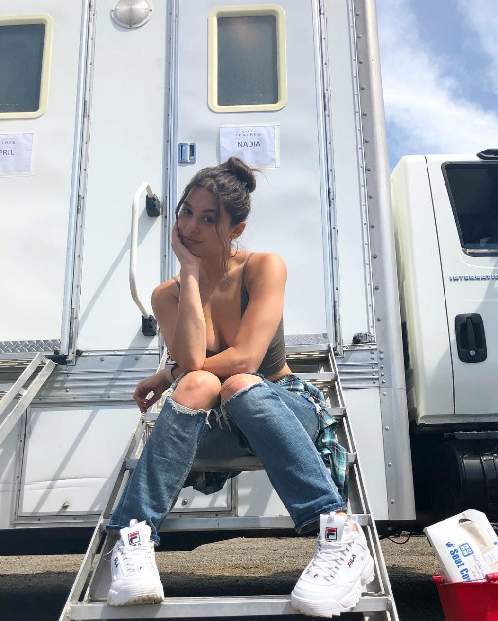 Kira kosarin escote
 #79556398