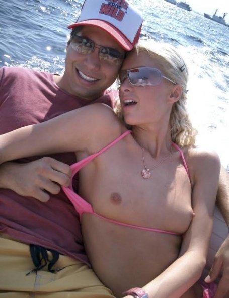 Nude pics of Paris Hilton #79630711