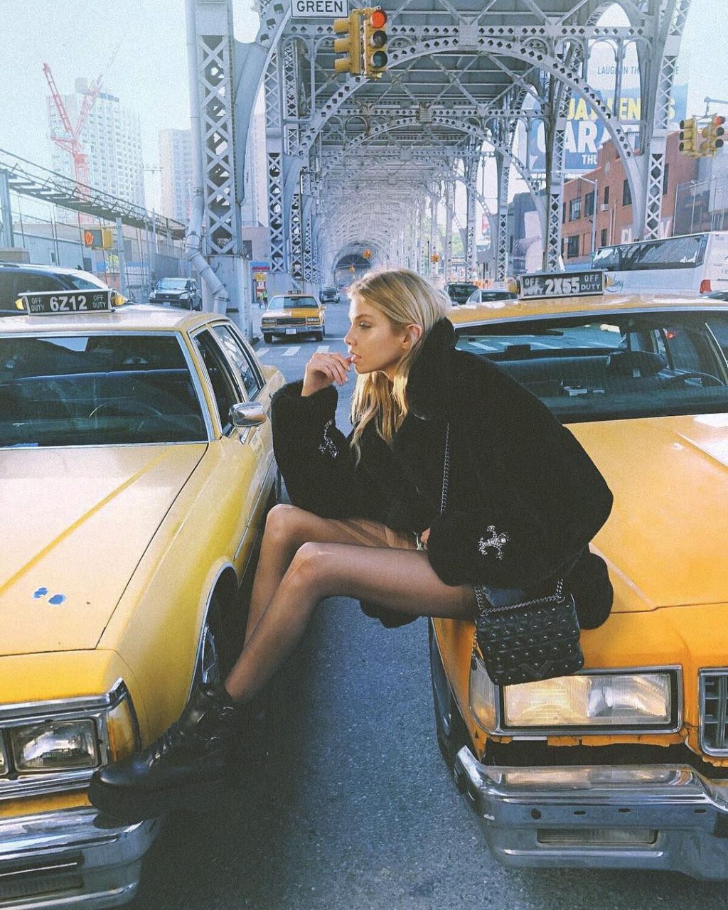 Stella maxwell トップレス
 #79595659