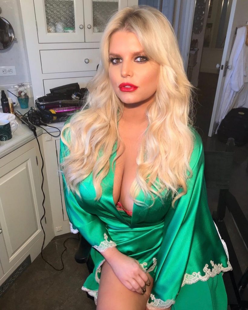 Jessica simpson sexy
 #79546568