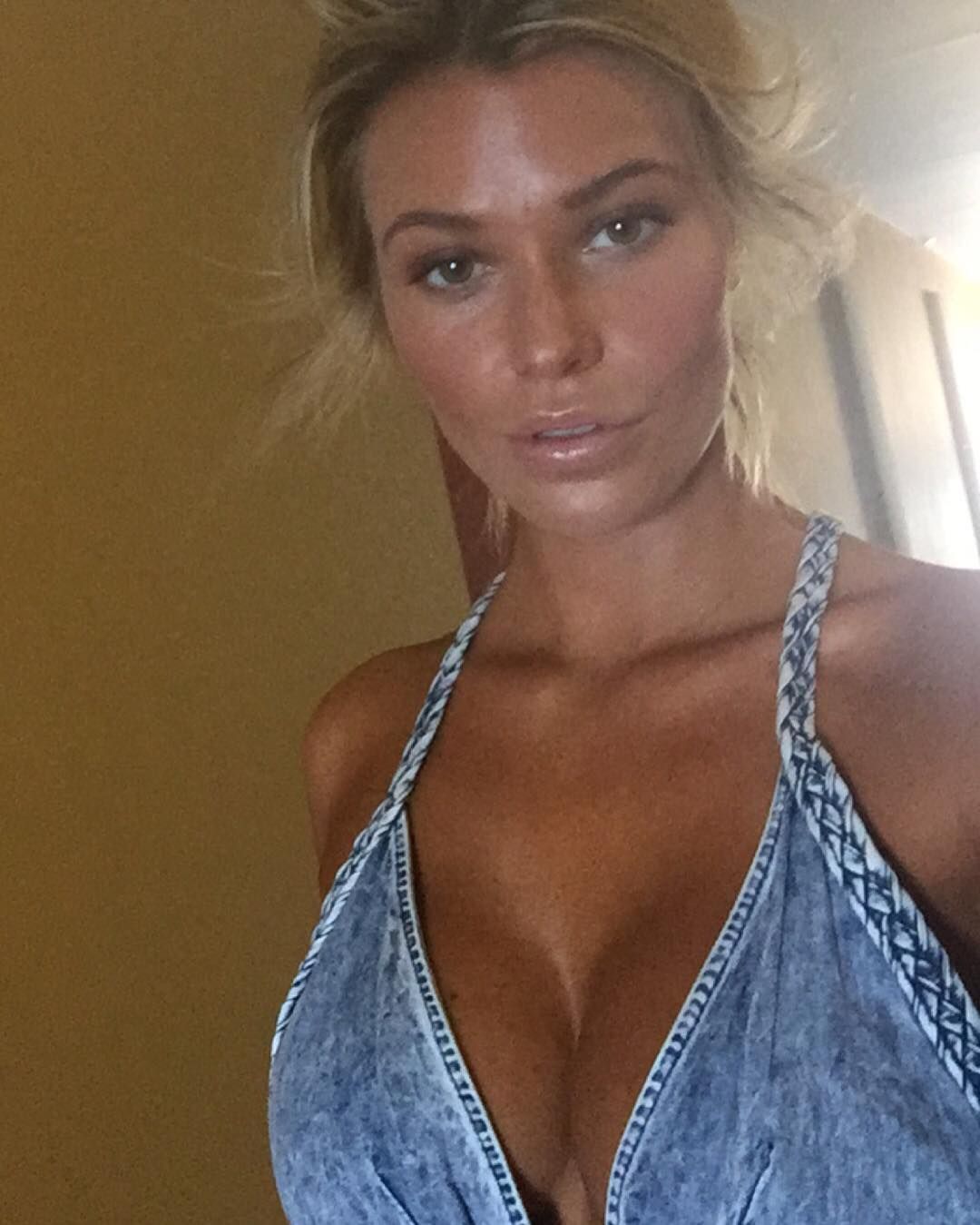 Samantha Hoopes sexy Fotos
 #79589768